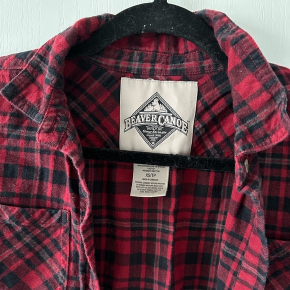 💗5 for $15💗 Beaver Canoe Plaid Shirt - Size XS - Picture 2 of 7